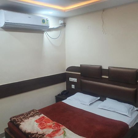 Hotel Anmol Ambikāpur Екстериор снимка