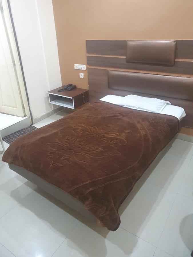 Hotel Anmol Ambikāpur Екстериор снимка