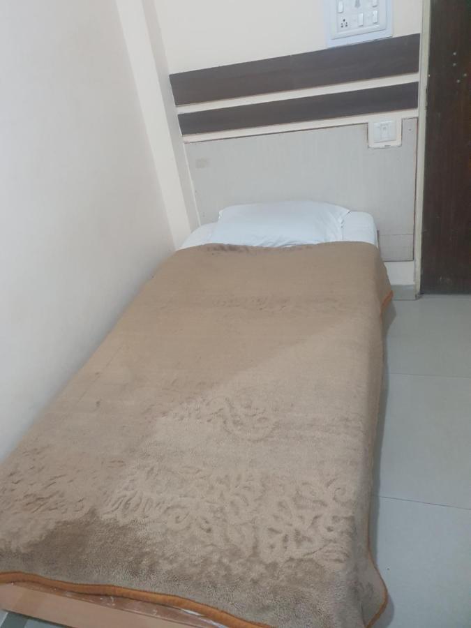 Hotel Anmol Ambikāpur Екстериор снимка