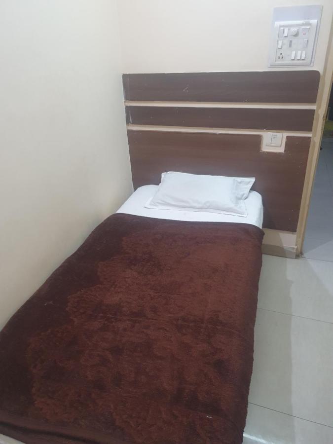 Hotel Anmol Ambikāpur Екстериор снимка