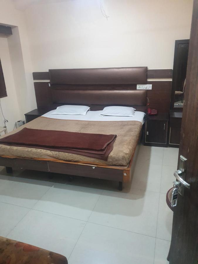 Hotel Anmol Ambikāpur Екстериор снимка