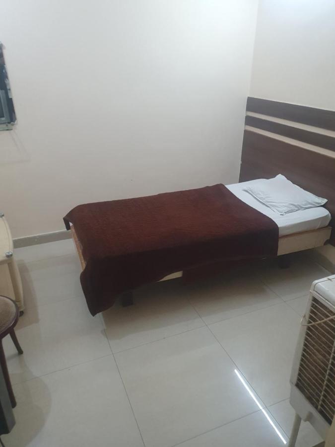 Hotel Anmol Ambikāpur Екстериор снимка